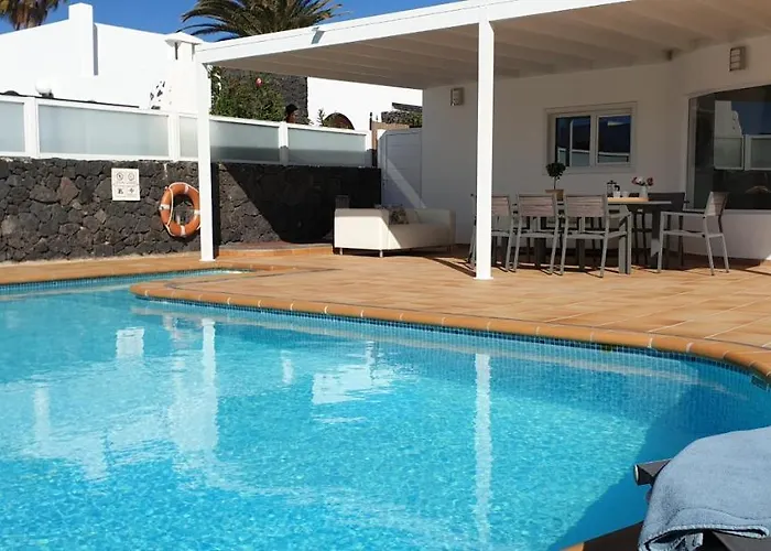 Aphrodite&villa Apollo 4 Bedroom Puerto del Carmen (Lanzarote)