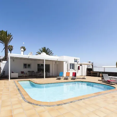 Aphrodite And Apollo 4 Bedroom Vila *
